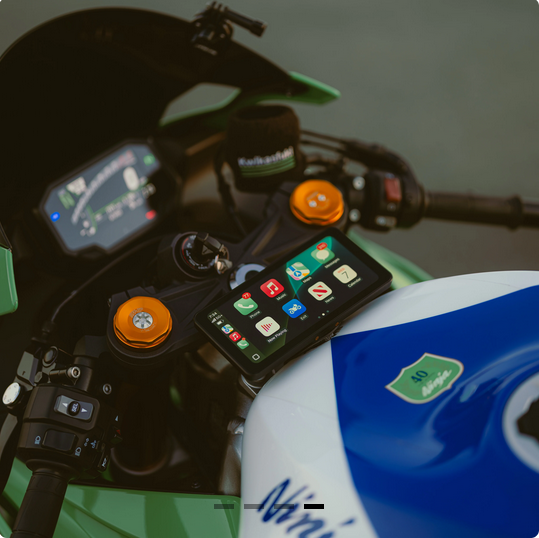 AutoBike™ - Motorcycle CarPlay Display